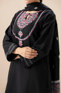 Zeen | Fall Edit 25 | WLM33836