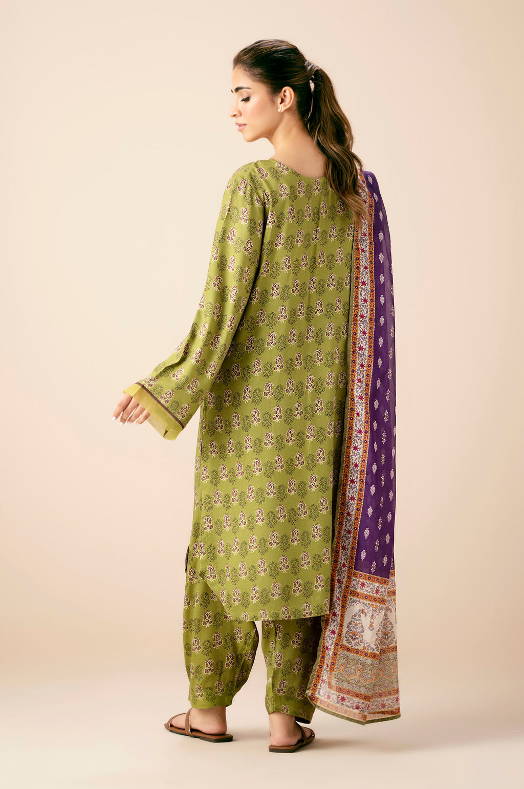 Zeen | Fall Edit 25 | WLM34196