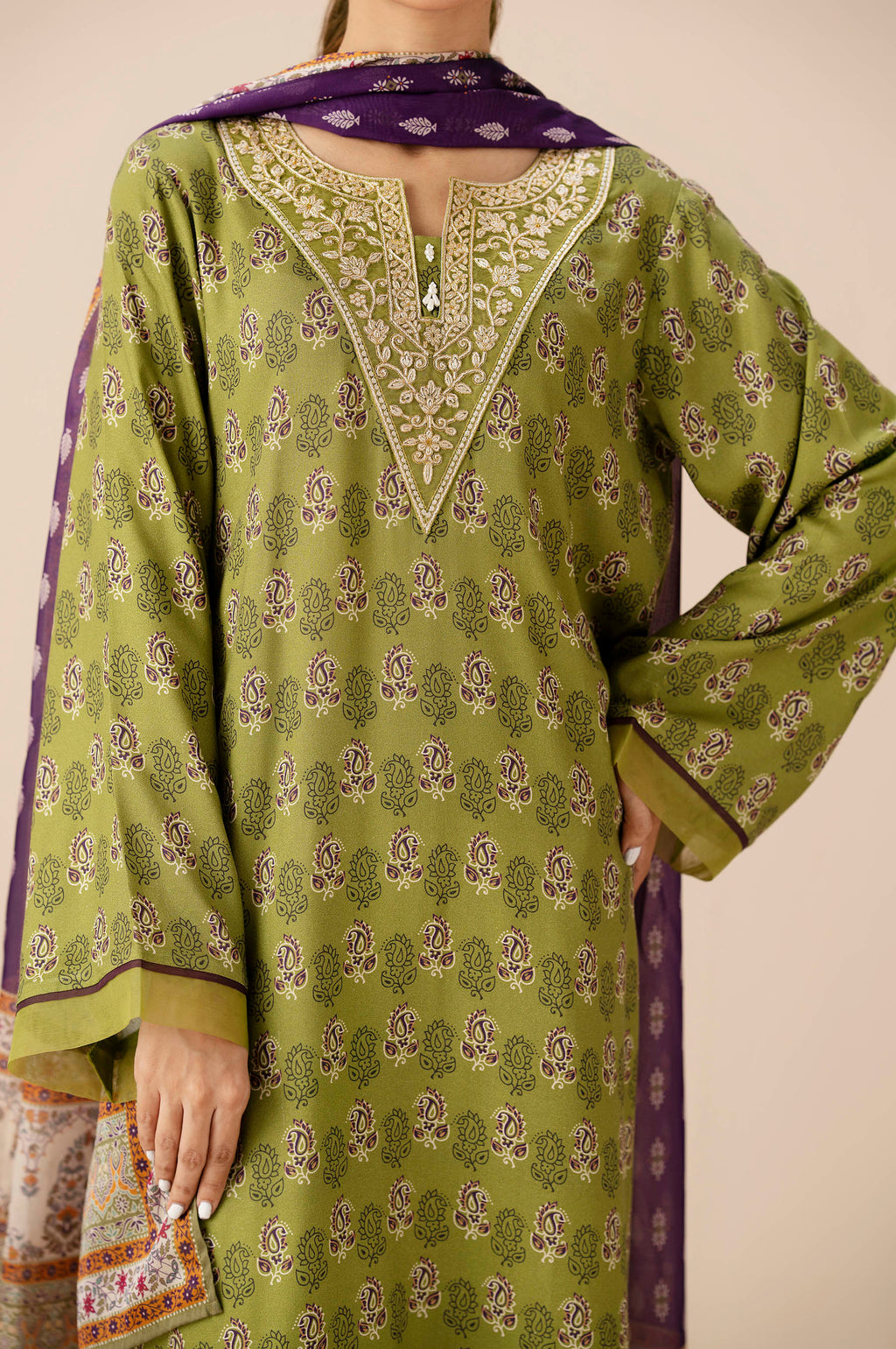 Zeen | Fall Edit 25 | WLM34196