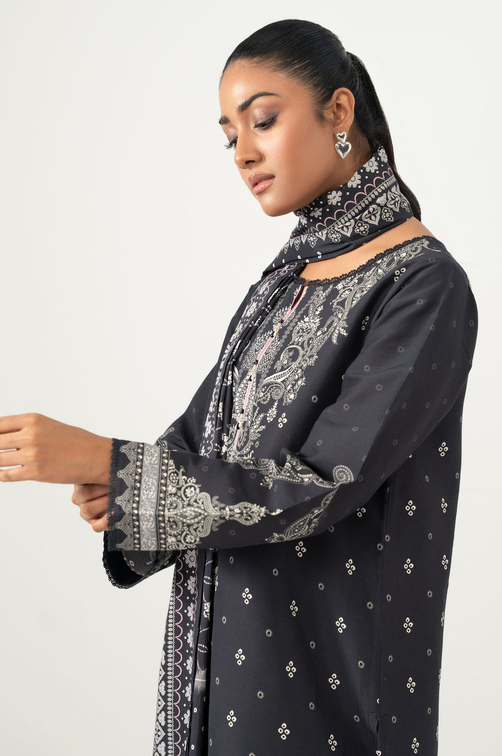 Zeen | Fall Edit 25 | WLM34618