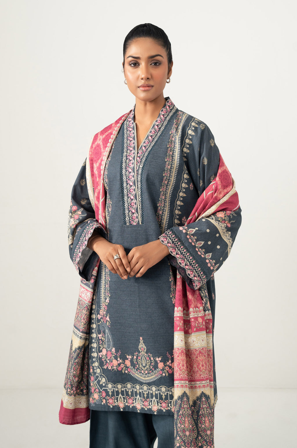 Zeen | Fall Edit 25 | WLM34622