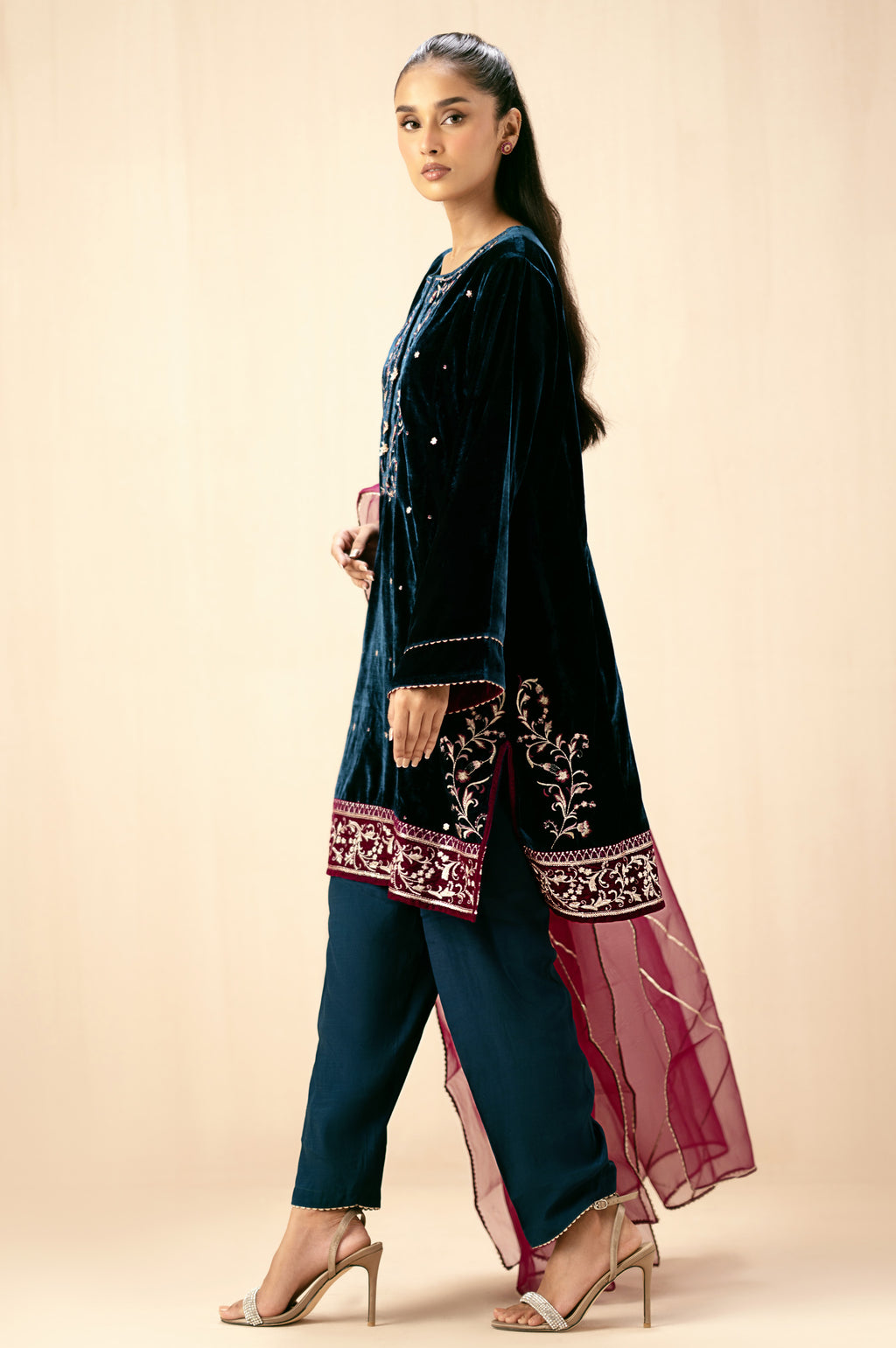 Zeen | Fall Edit 25 | WZM34419