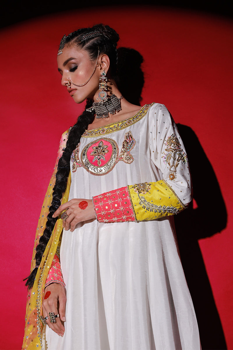 Wardha Saleem | Meeram Festive Formals | Nur