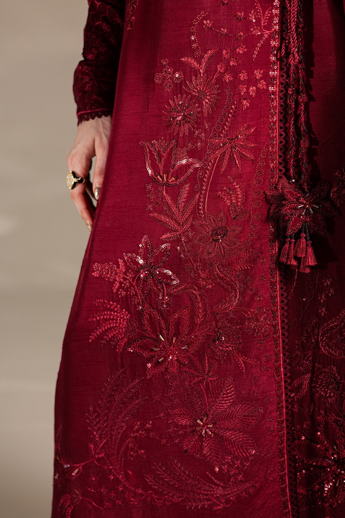Nureh | The Silk 26 | S-32