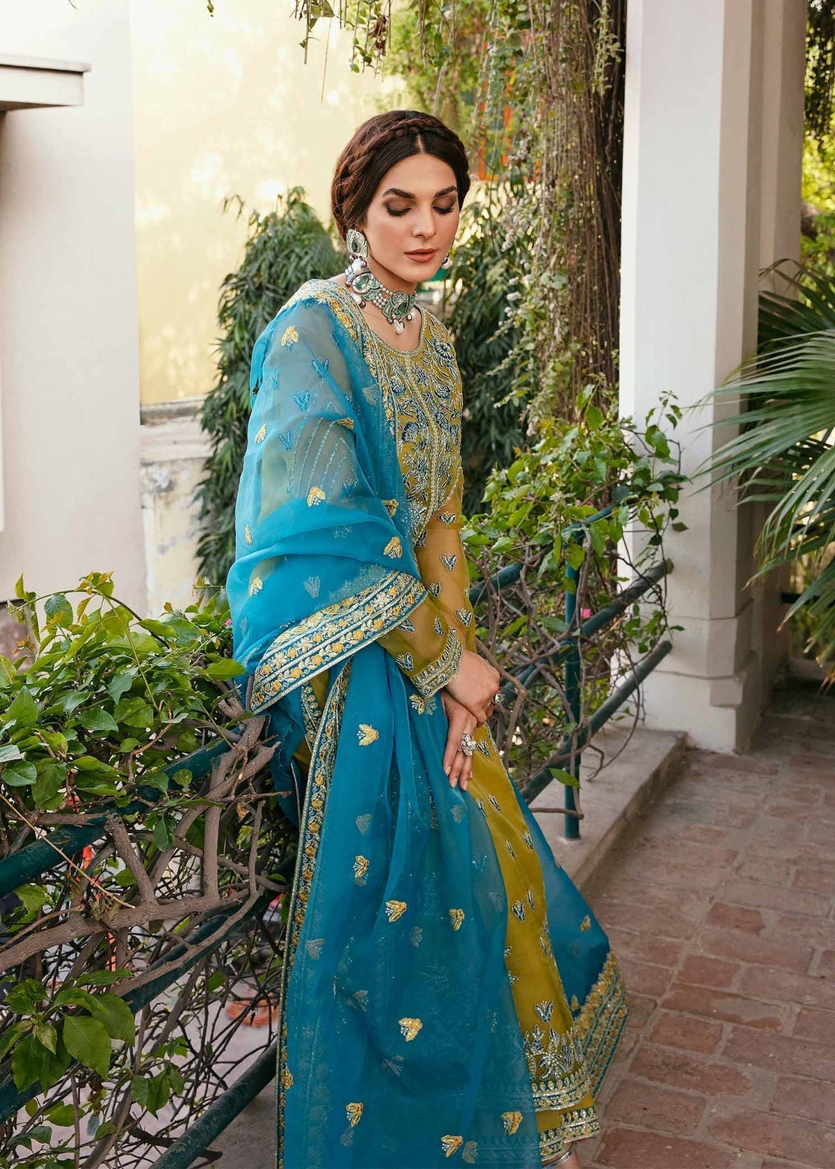 Akbar Aslam | Wedding Formals | DAVINA