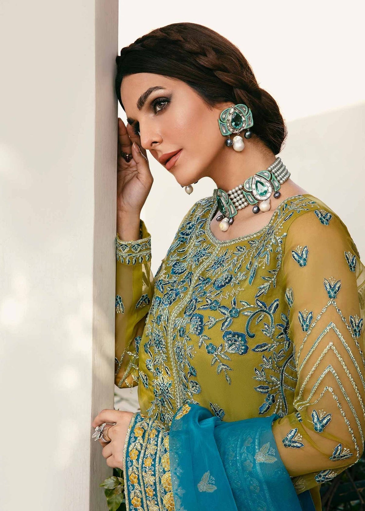 Akbar Aslam | Wedding Formals | DAVINA
