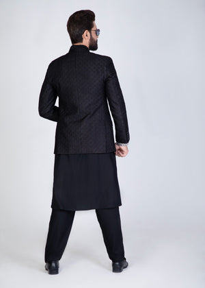Yes the instyle MENS BLACK EMBROIDED PRINCE COAT YSP25
