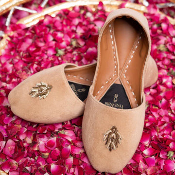 Sheesh Mahal - VivaWalk Official