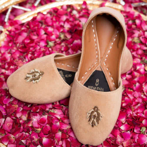 Sheesh Mahal - VivaWalk Official