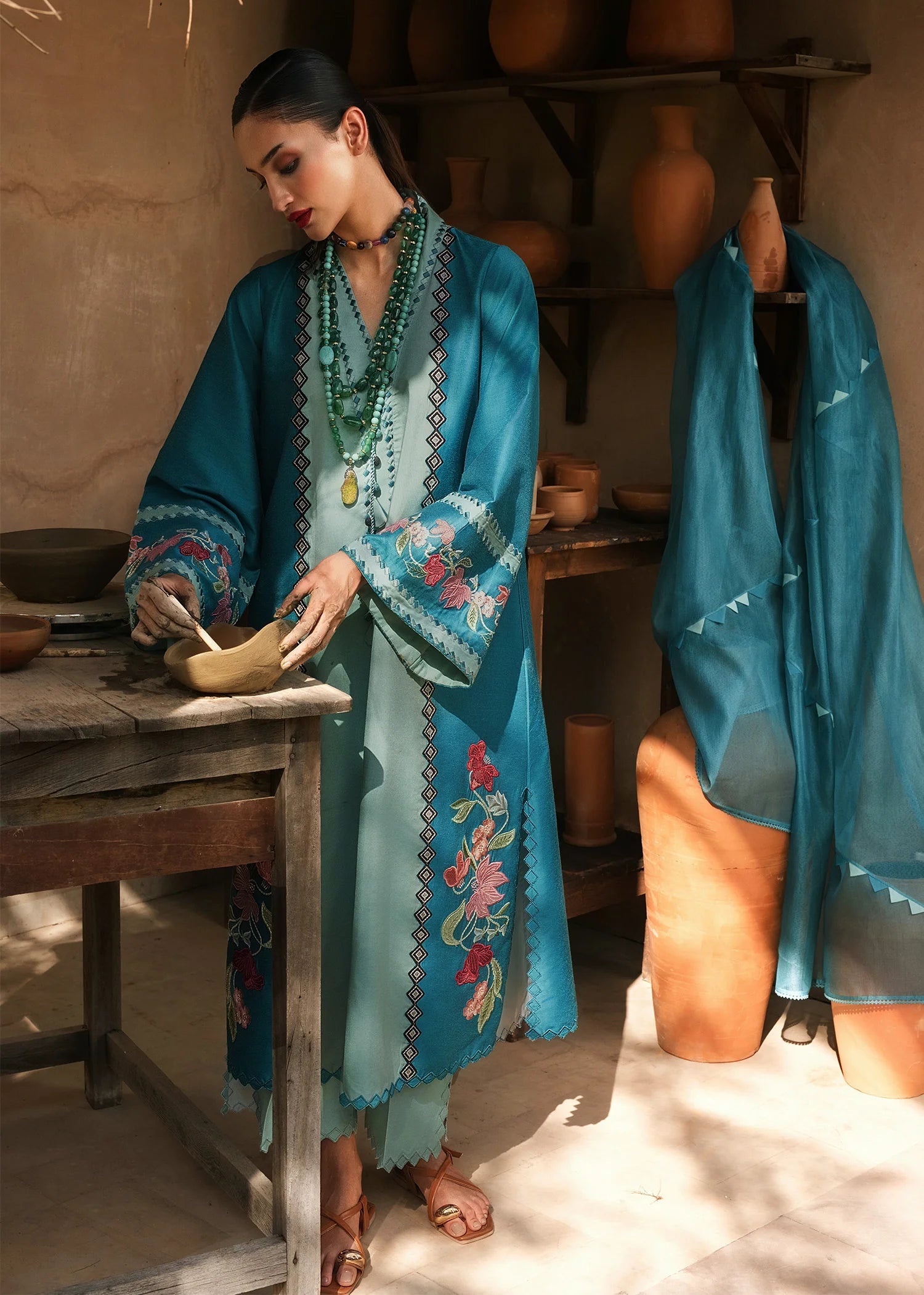 Crimson | MITTI WINTER PRET 25 | Rani Vogue(Turquoise)