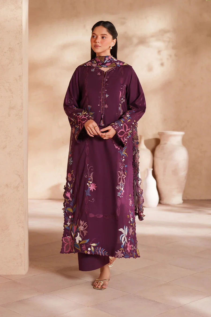 Iznik | Festive Lawn '26 | EL-03 Embroidered Lawn