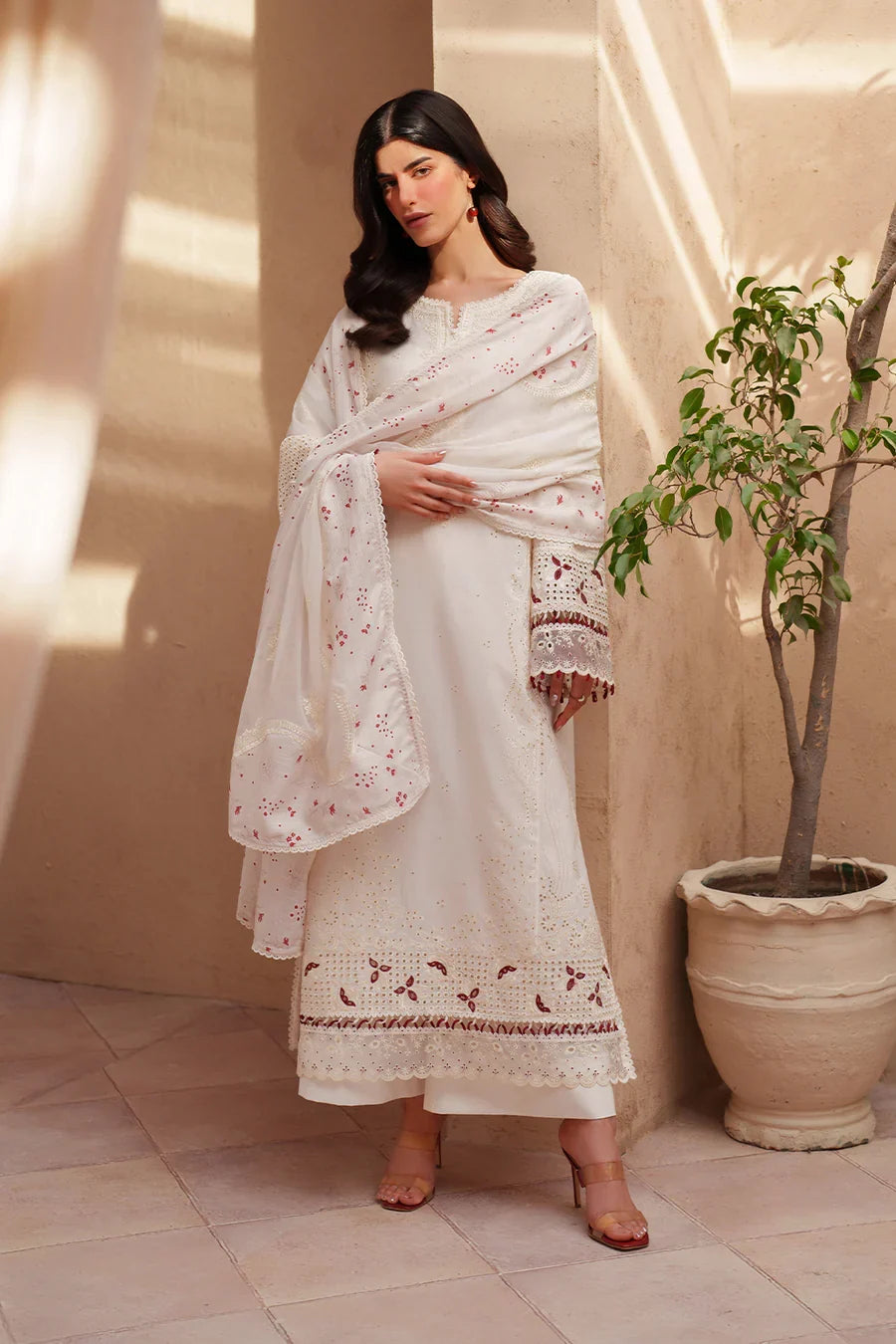 Iznik | Festive Lawn '26 | EL-06 Embroidered Lawn
