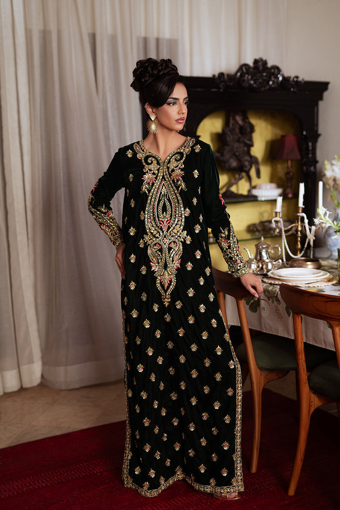 Saira Rizwan | Velvet Pret 25 | EMERA-SRVP25-10