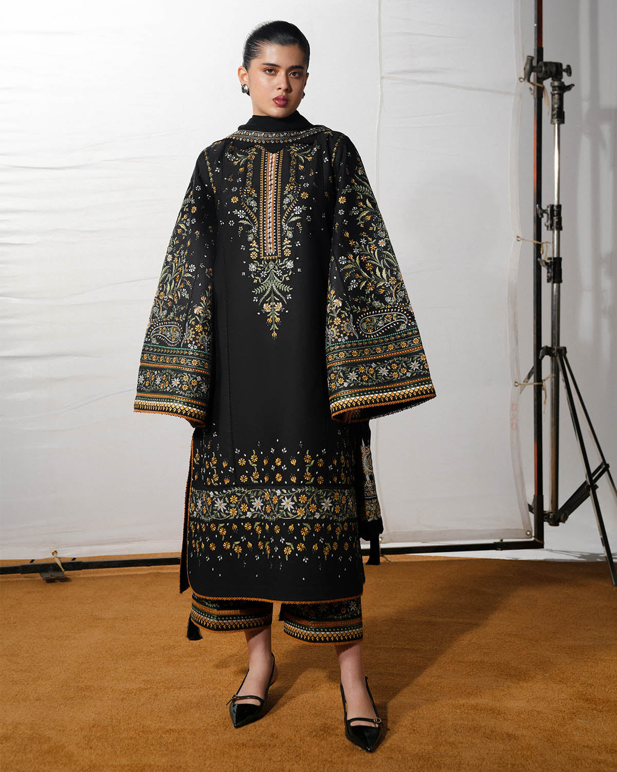 Jugnu | The Reserved View SS Edit | Rani