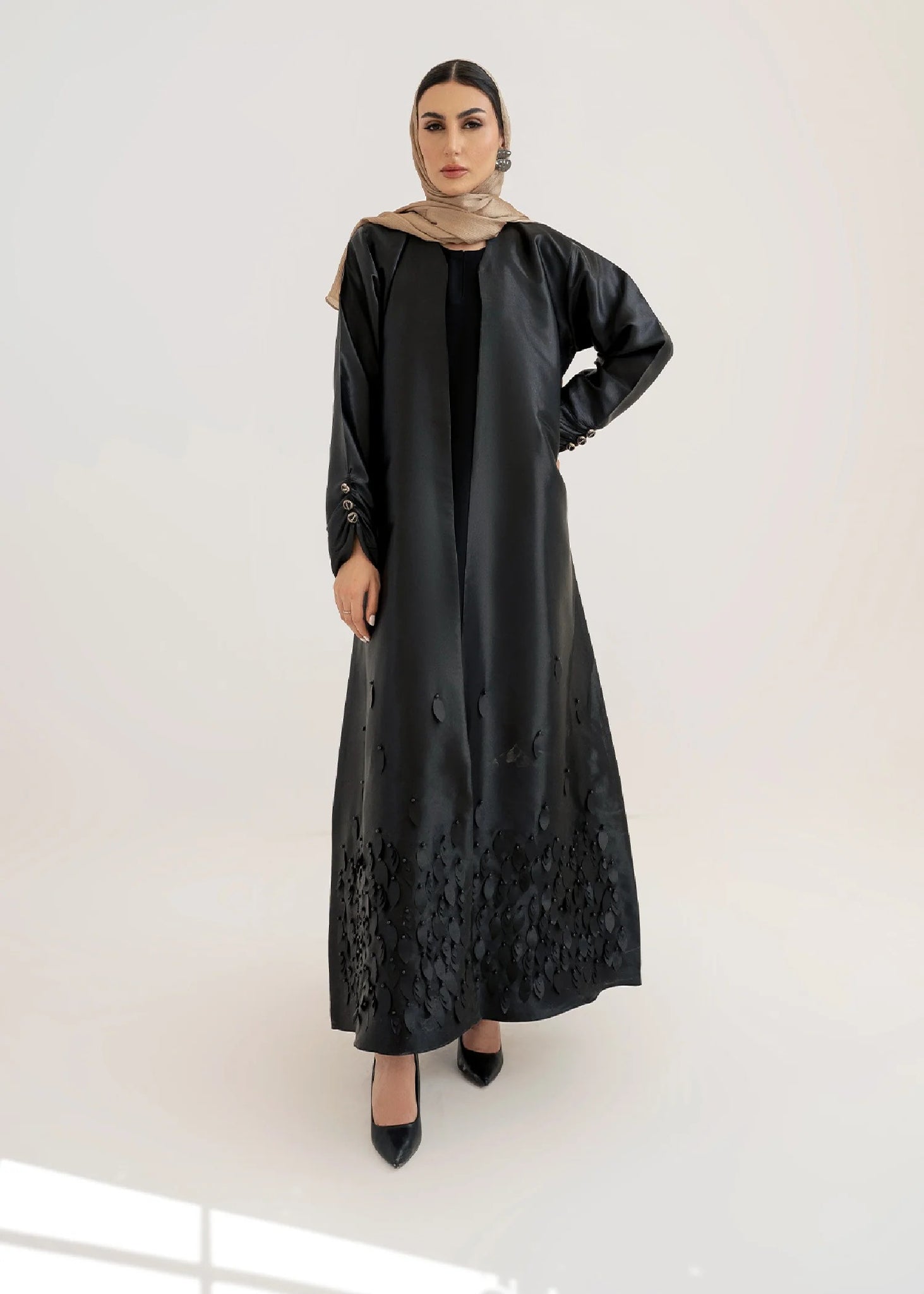 ADELA ABAYA