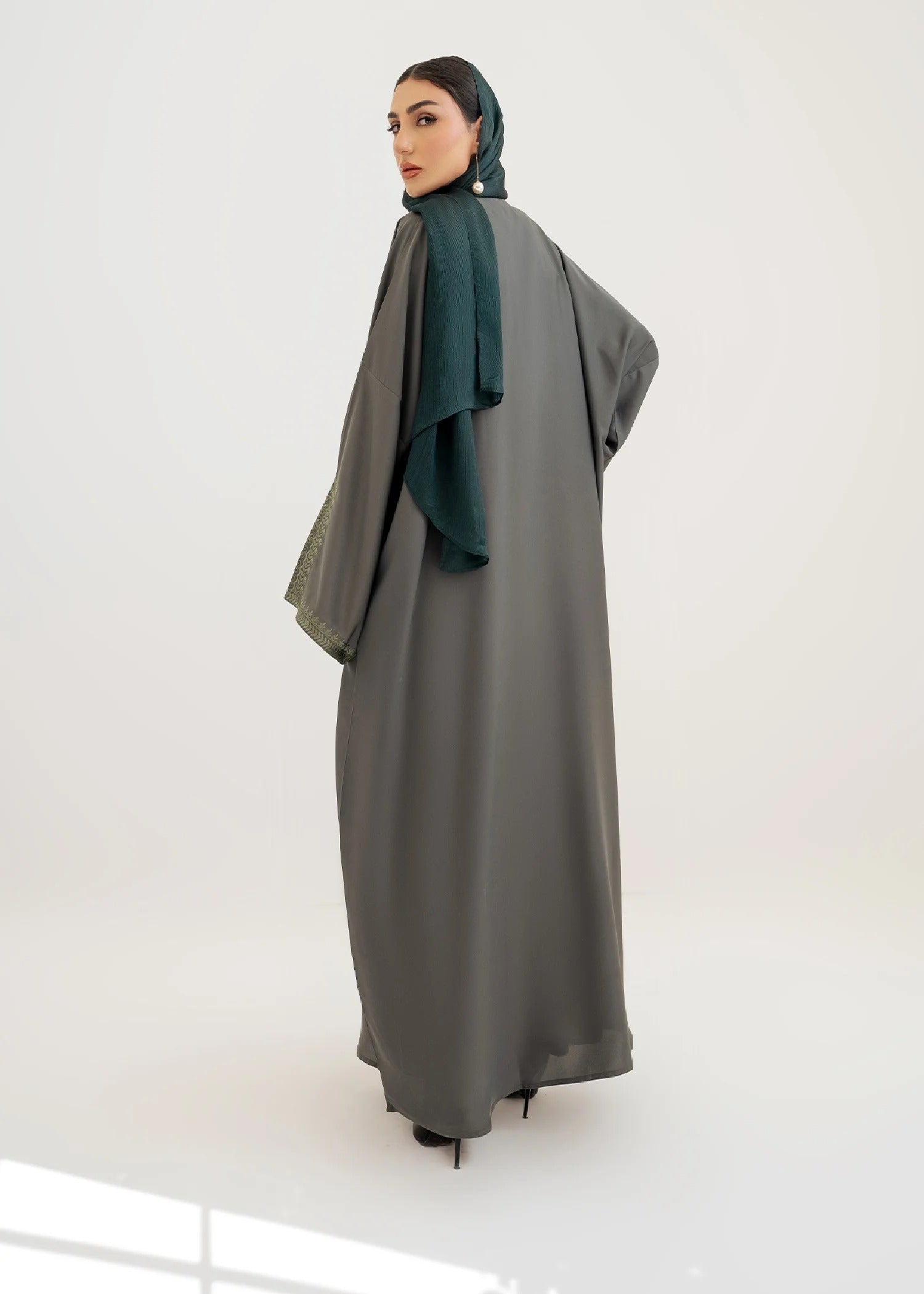 KIARA ABAYA