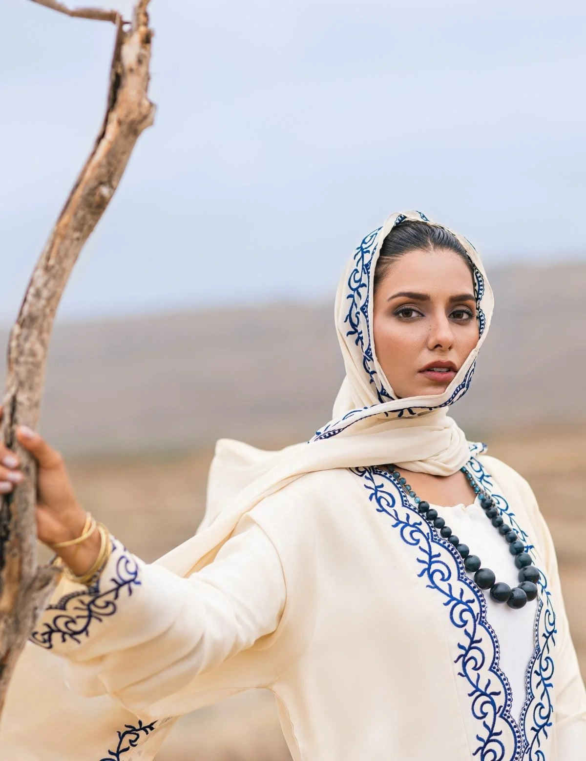 TWILIGHT BEFORE THE DAWN ABAYA