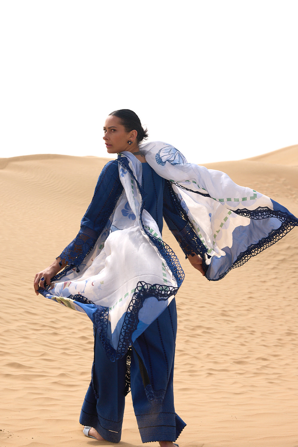 Saira Rizwan | Luxury Lawn 26 | NEA-SRL26-01