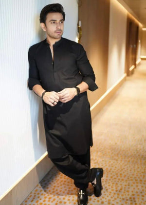 The Great Masters (TGM) Blackish Dynamic