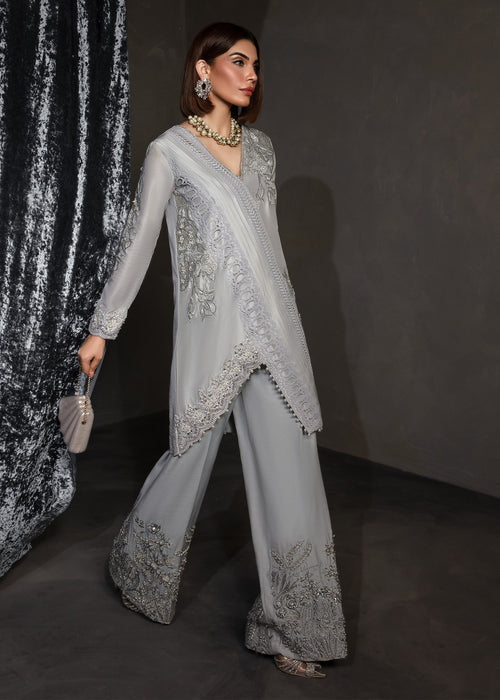 Saira Shakira | Zarae Luxury Pret | Saffron