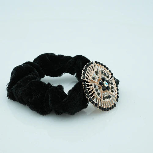Zaywer | Gleam in Bloom Black Scrunchie - Zaywer