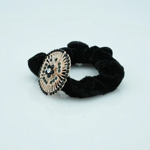 Zaywer | Gleam in Bloom Black Scrunchie - Zaywer
