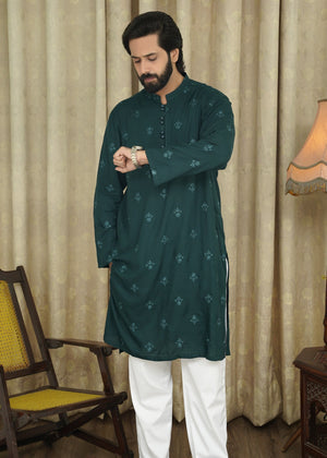 Maqsood Garments MEN'S GREEN EMBROIDRAD CHICKEN KURTA