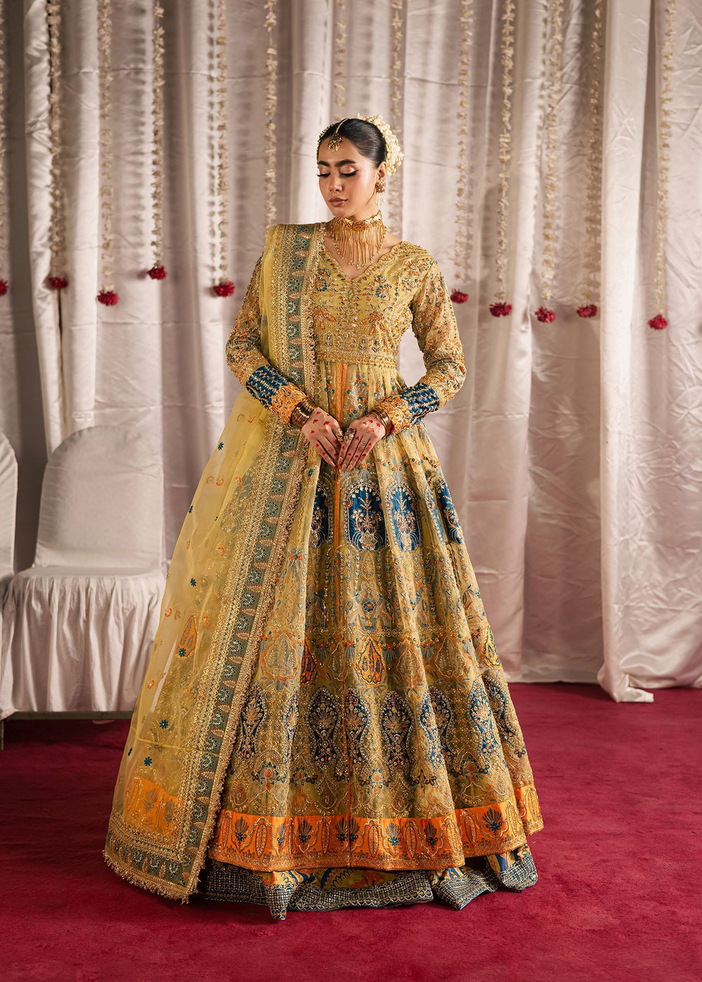 Maria Osama Khan | Jhil Mil Wedding Festive | Sunehri - Maria Osama