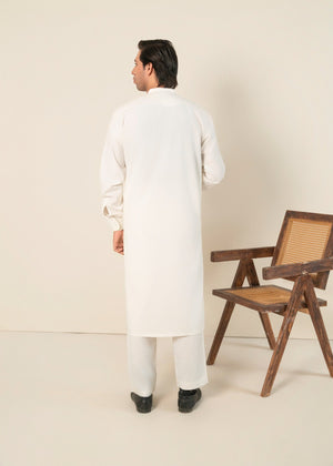 Yes the instyle offwhite shalwar suit ysss1