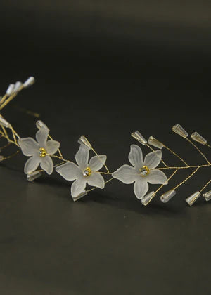 Zaywer | Trendy Knot white Hair Band - Zaywer