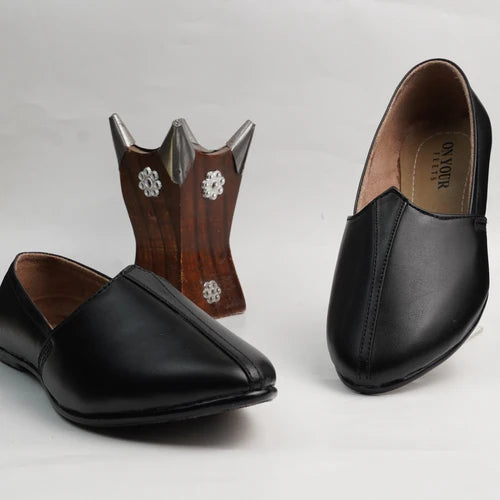 Mughal (black) - On Your Feets