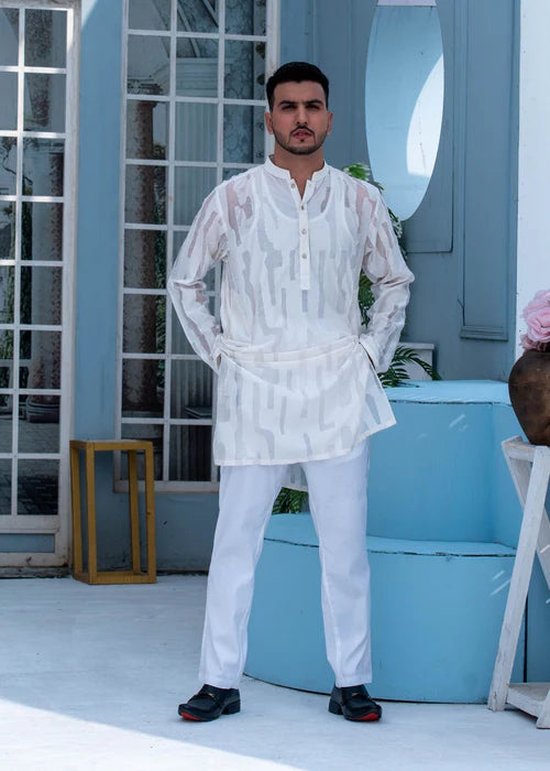Taupash kurta white