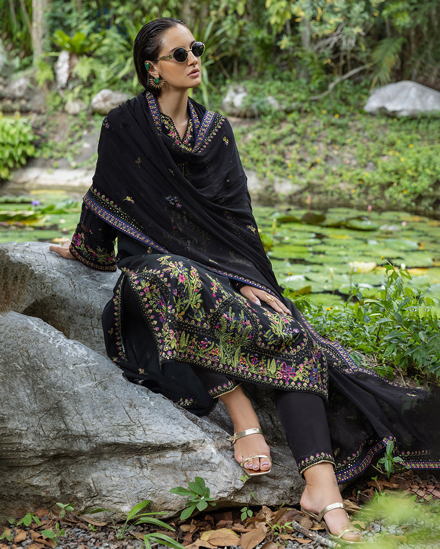 Mushq | Nuvera Raw Silk 26 | Onyxa
