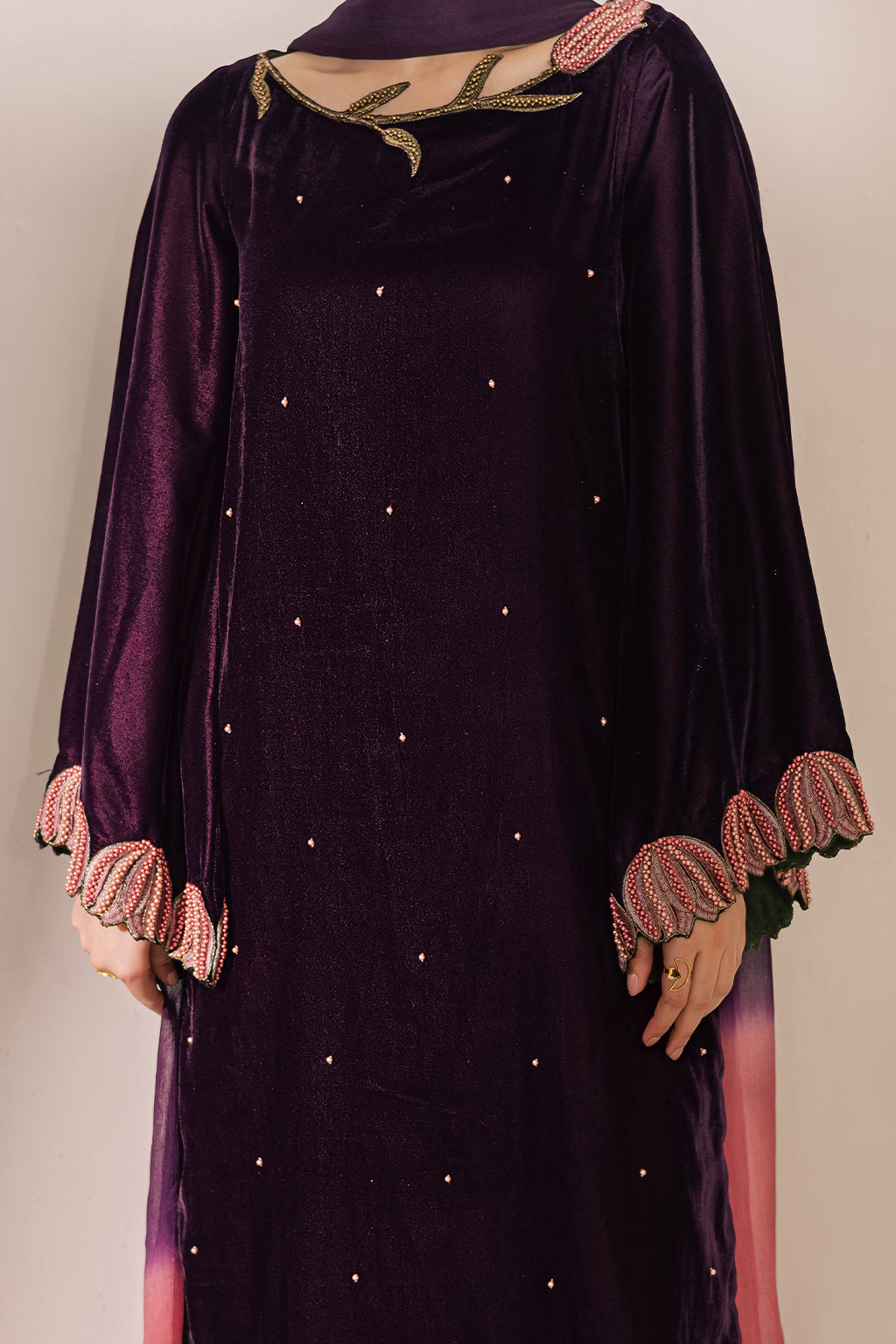 Vanya | Velvet Muse | KV-59