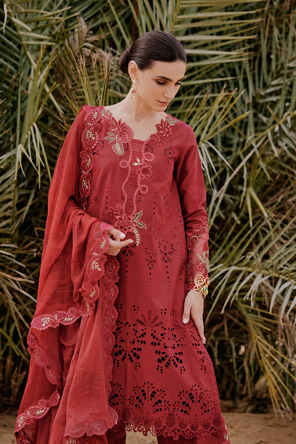 Saira Rizwan | Luxury Lawn 26 | RAYLI-SRL26-06