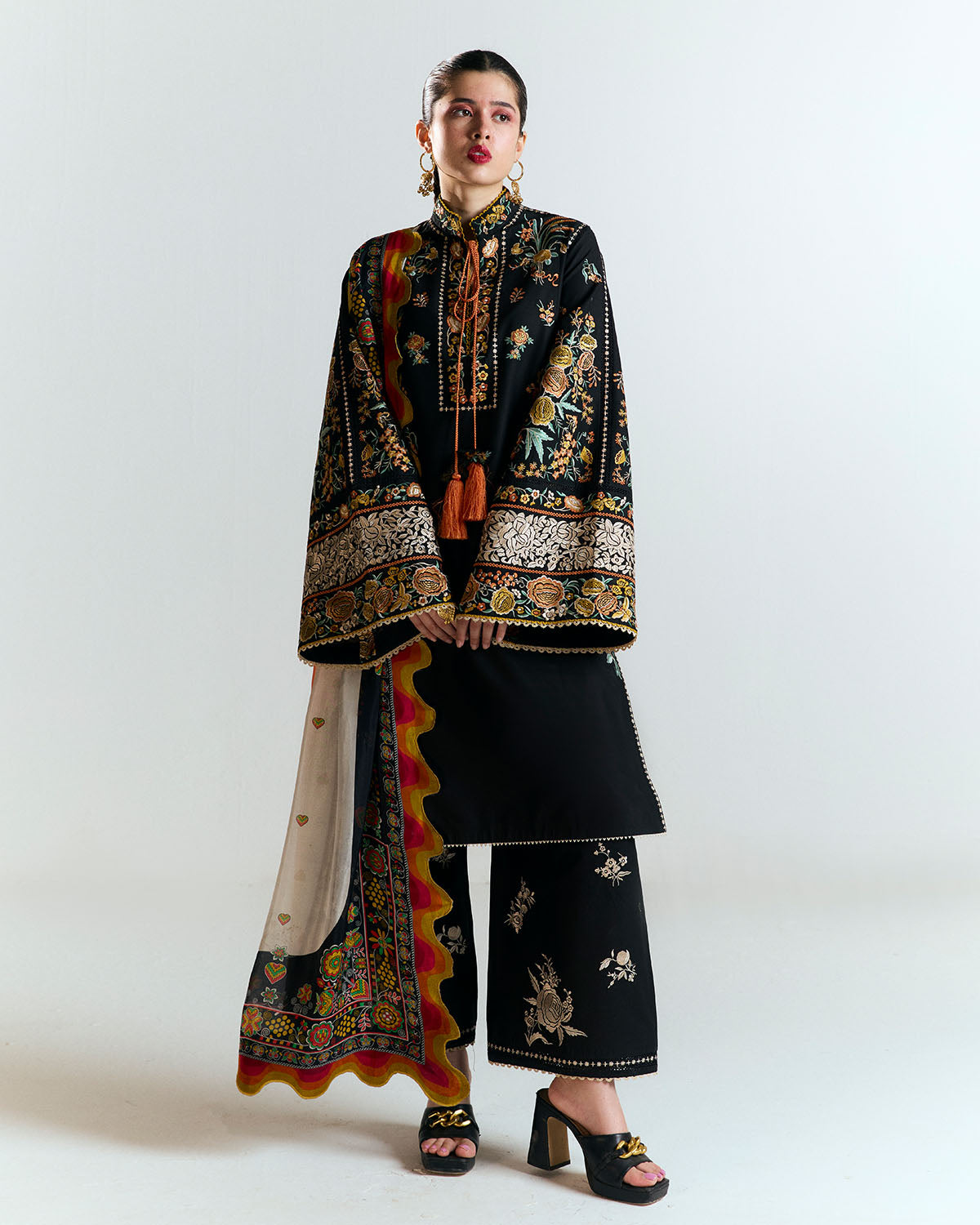 Jugnu | SS 25 | Gulbar