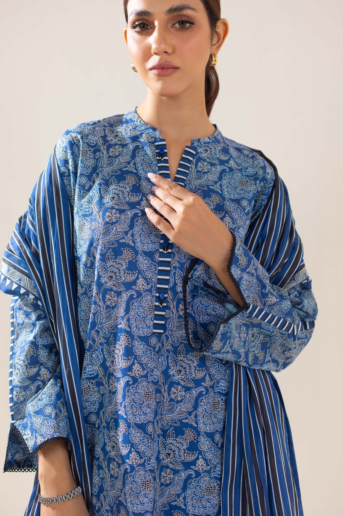 Zeen | Summer Collection 24 | 34230 - by - Libasekhas UK - Registered Vendor of : Zeen - 100% Original Designer Dresss